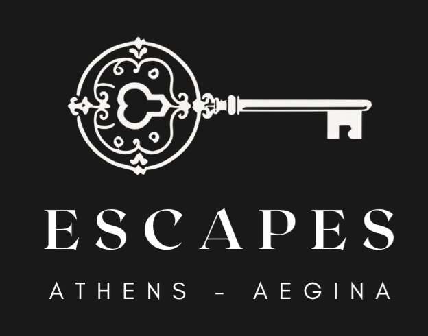 Escapes Logo